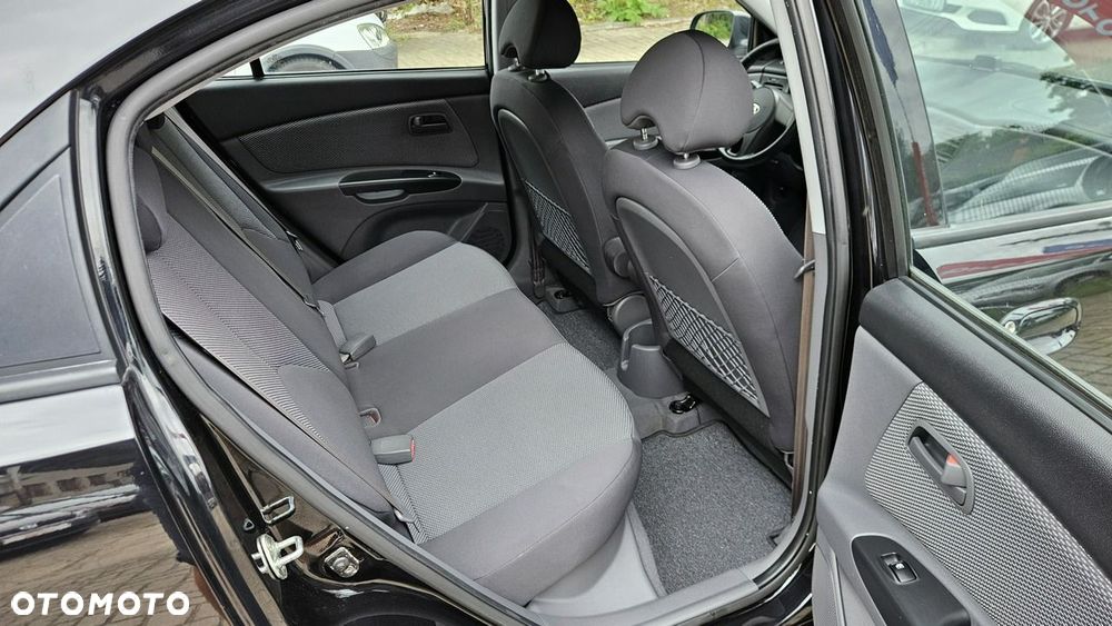 Kia Rio 1.4 Spirit - 19