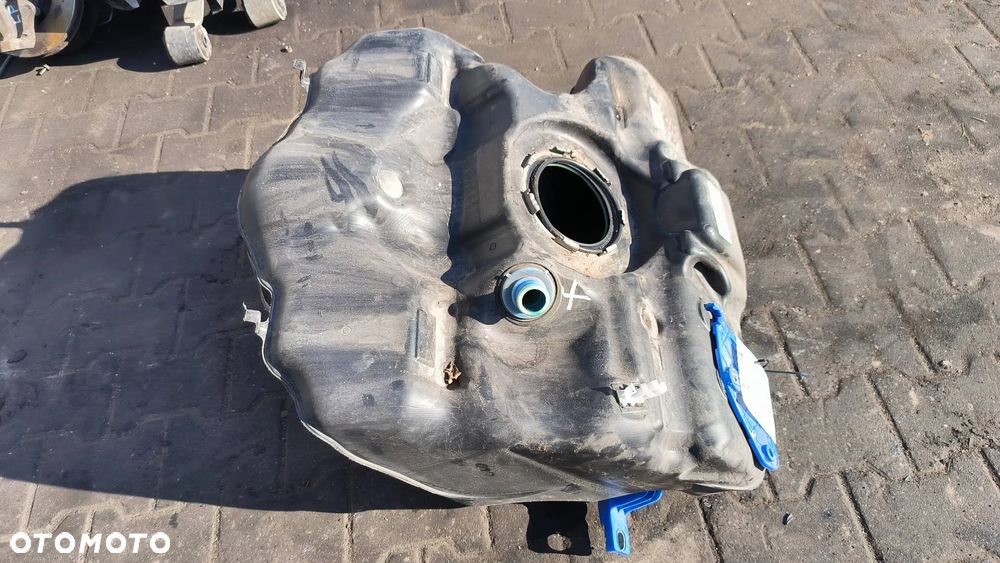 99120102104 Porsche Cayman 981 2.7B 2016 Benzyna Zbiornik paliwa - 2