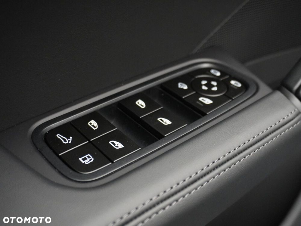 Porsche Cayenne E-Hybrid PHEV Black Edition - 21