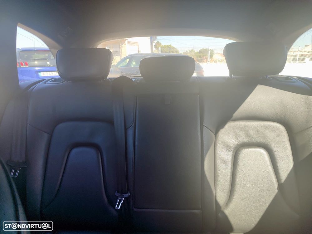Audi A4 Avant 2.0 TDI S-line - 19