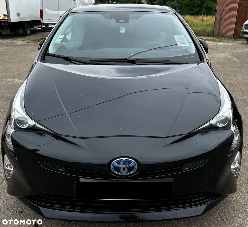 Toyota Prius Hybrid - 10