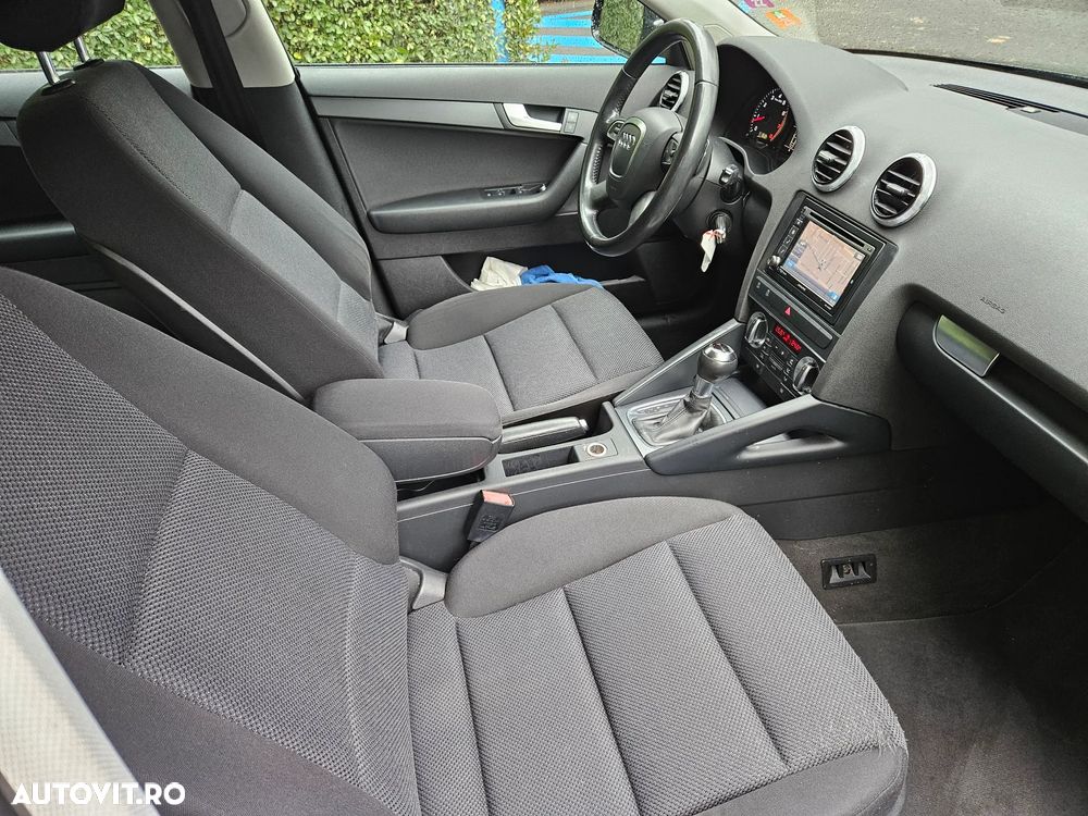 Audi A3 1.2 TFSI Sportback S tronic Attraction - 9