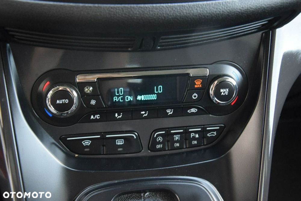 Ford Kuga 2.0 TDCi 4x4 Individual - 28