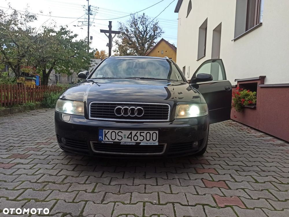 Audi A4 - 1
