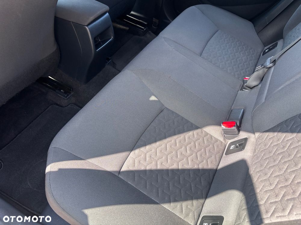 Toyota Corolla 1.8 Comfort - 32