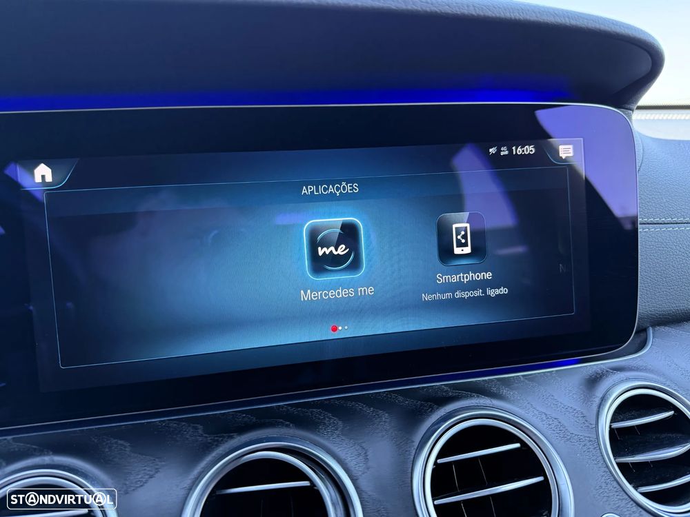 Mercedes-Benz E 300 de AMG Line - 55