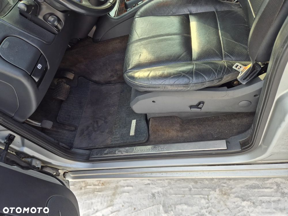 Mercedes-Benz ML - 25