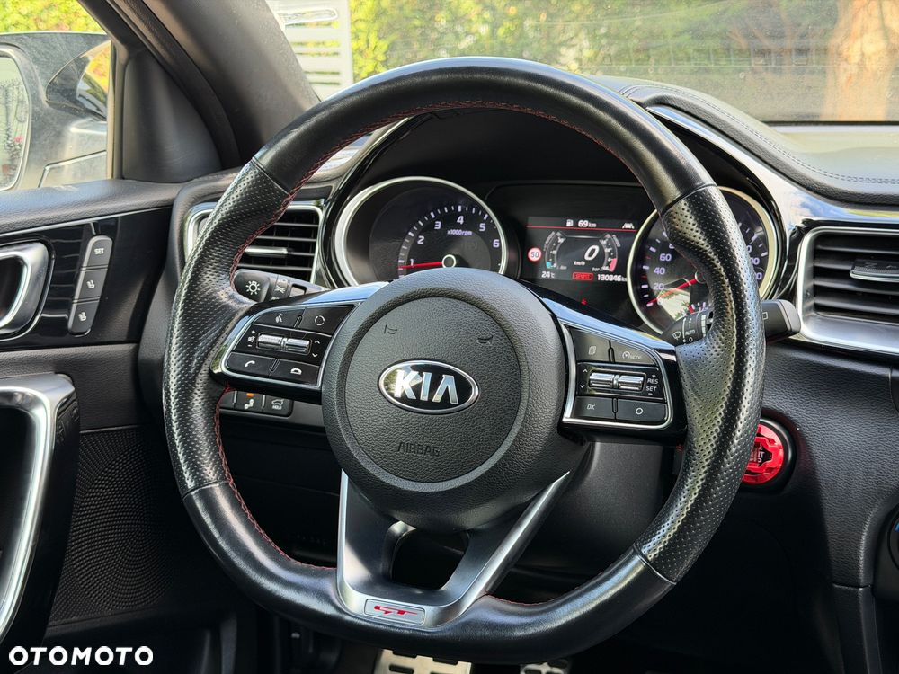 Kia ProCeed 1.6 T-GDI GT - 17