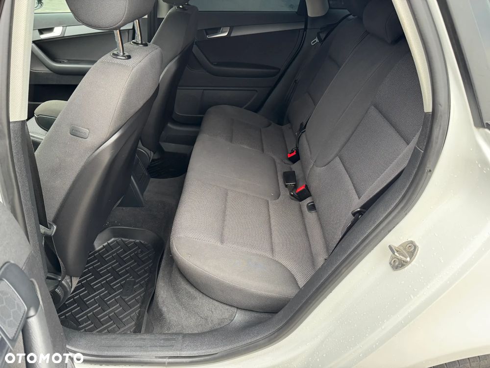 Audi A3 Sportback 1.6 TDI Attraction - 32