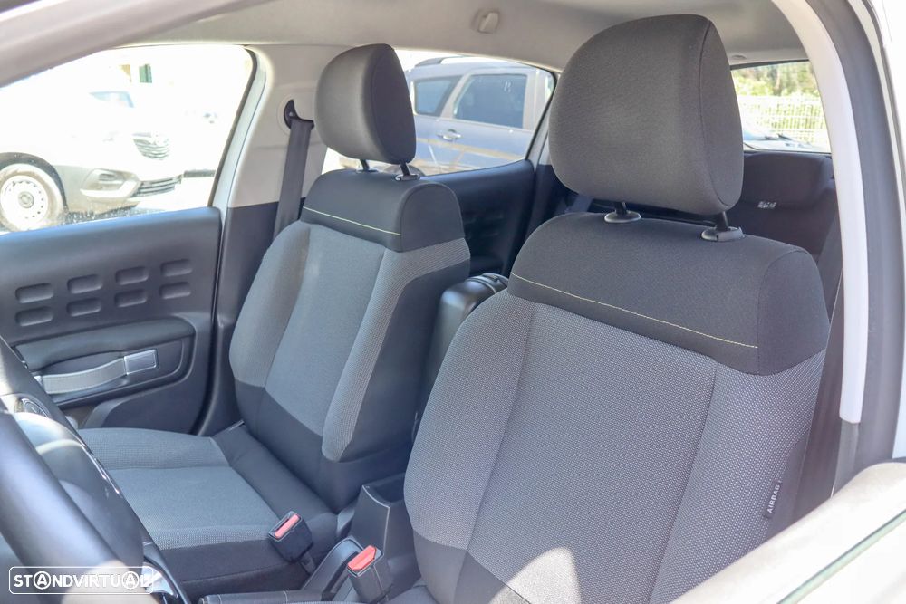Citroën C3 1.2 PureTech Shine - 9