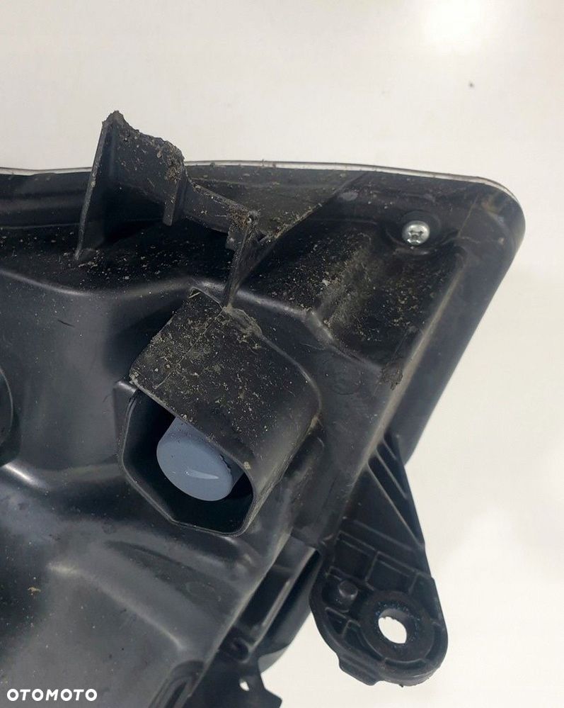 Suzuki Vitara Reflektor Prawy KOITO 100-7R016 - 5