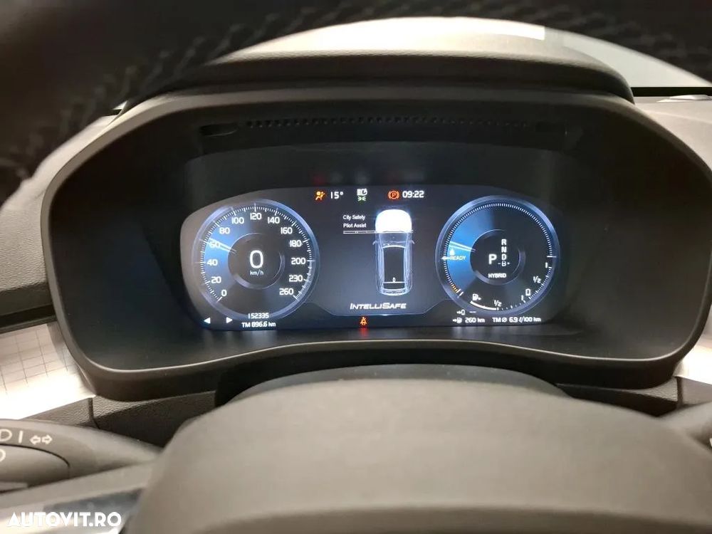 Volvo XC 40 T4 Recharge DKG Essential - 6