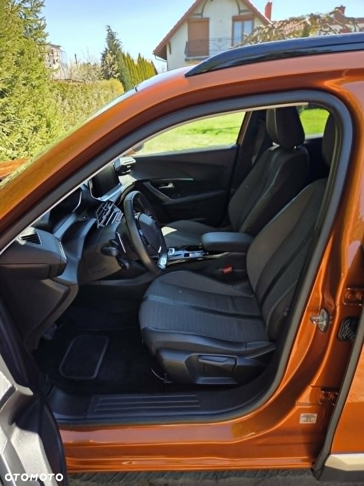 Peugeot 2008 PureTech 130 Stop&Start EAT6 Signature - 21