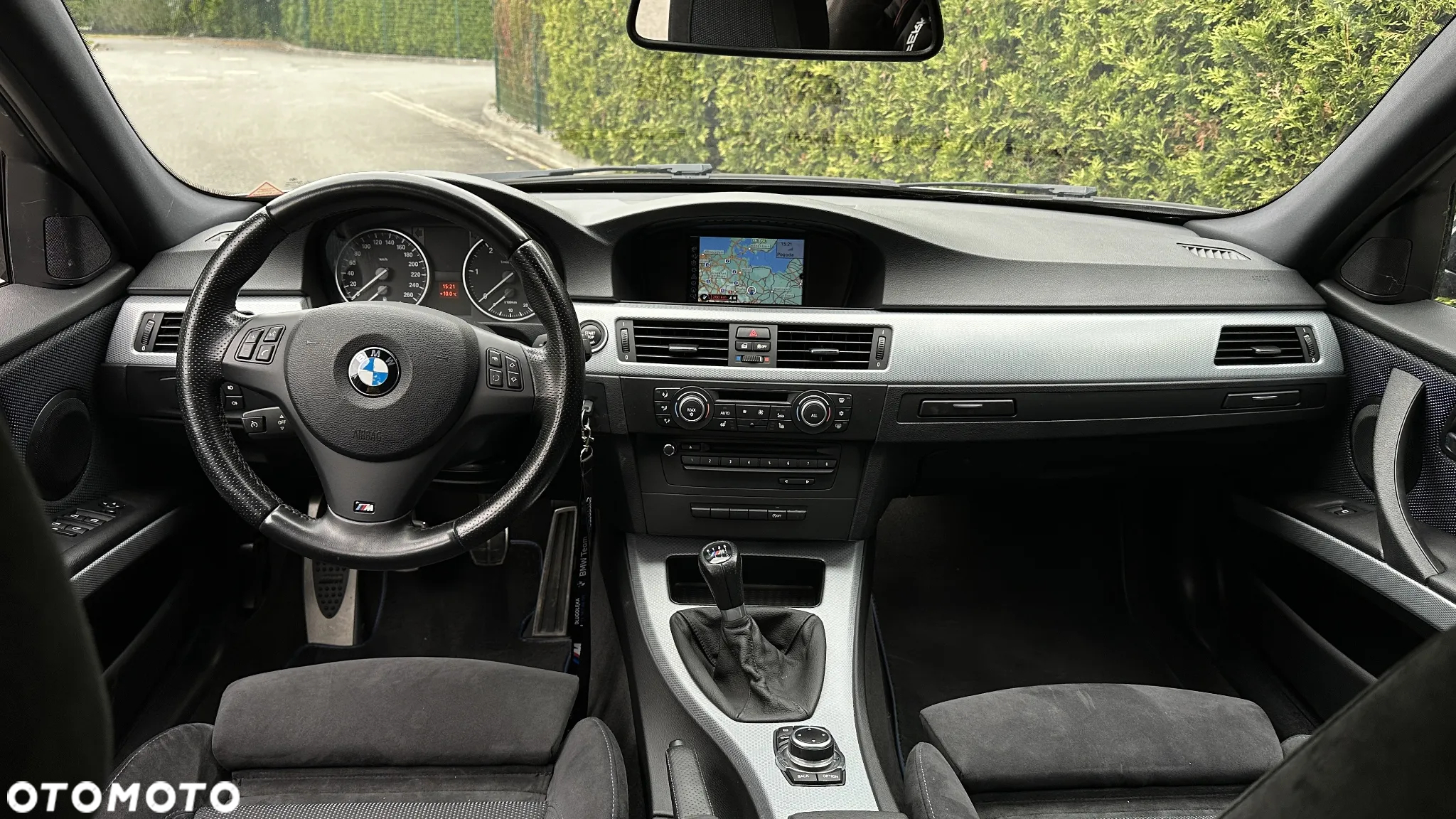 BMW Seria 3 320d M Sport EU6 - 32