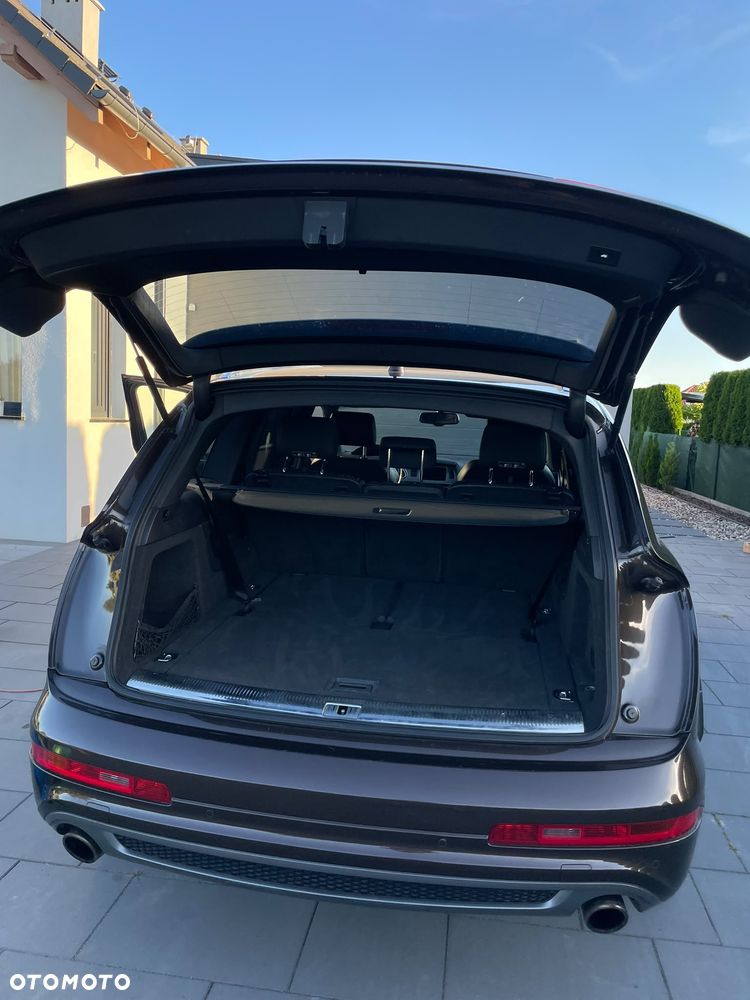 Audi Q7 - 12