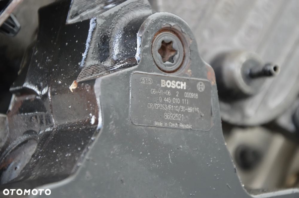 silnik kompletny volvo xc90 xc70 s60 s80 v70 2.4 d5 pompa turbina wtryski - 4