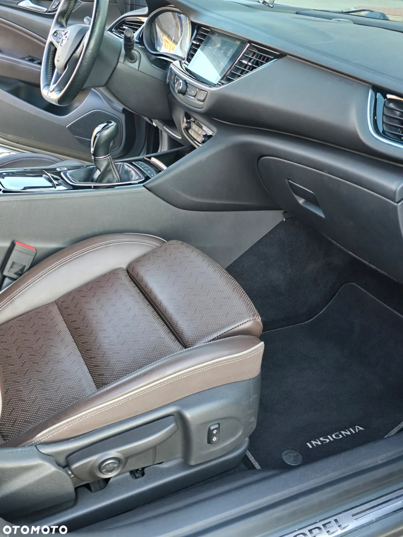 Opel Insignia 2.0 CDTI Exclusive S&S - 21