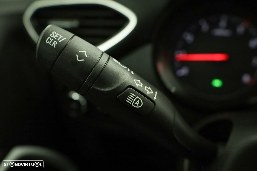 Opel Crossland 1.2 T Design & Tech - 16