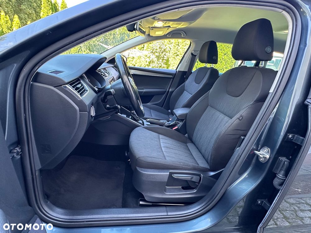 Skoda Octavia 1.8 TSI DSG Style - 16