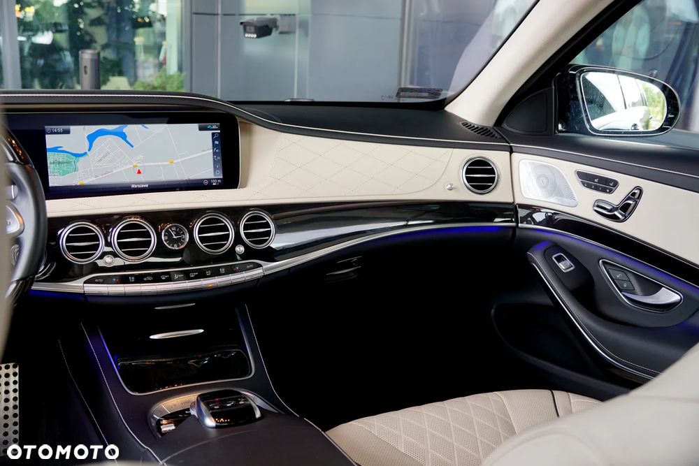 Mercedes-Benz Klasa S 560 4-Matic L 9G-TRONIC - 31