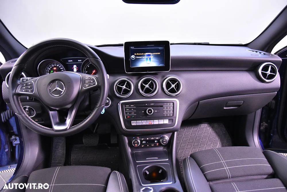 Mercedes-Benz A 200 d 7G-DCT - 9