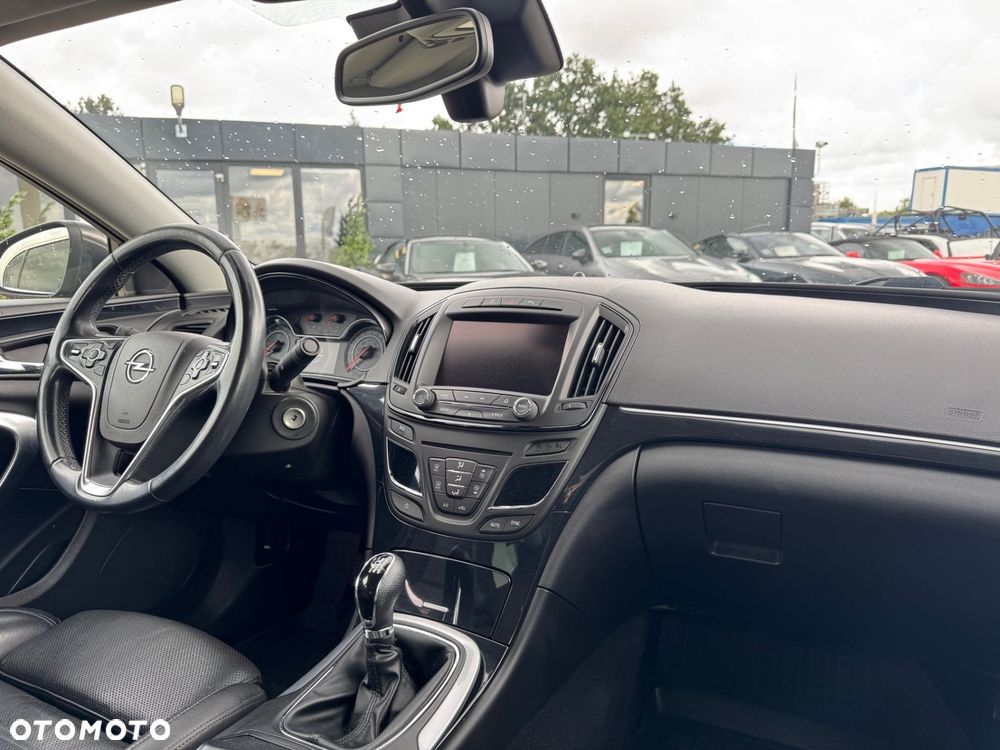 Opel Insignia - 17
