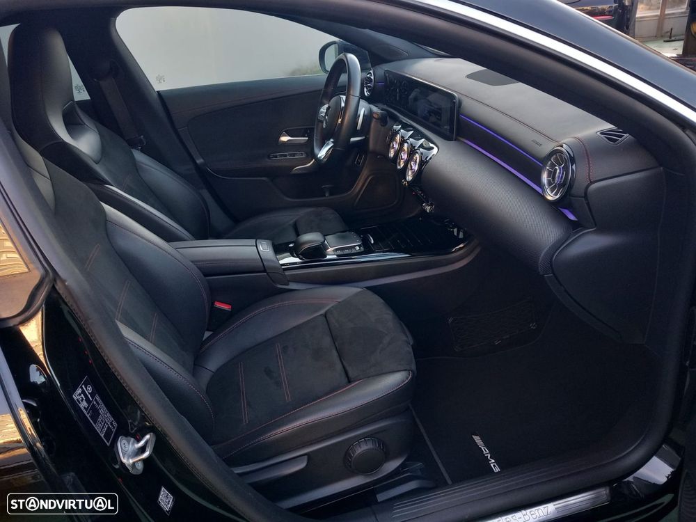 Mercedes-Benz CLA 180 d Shooting Brake AMG Line Aut. - 12