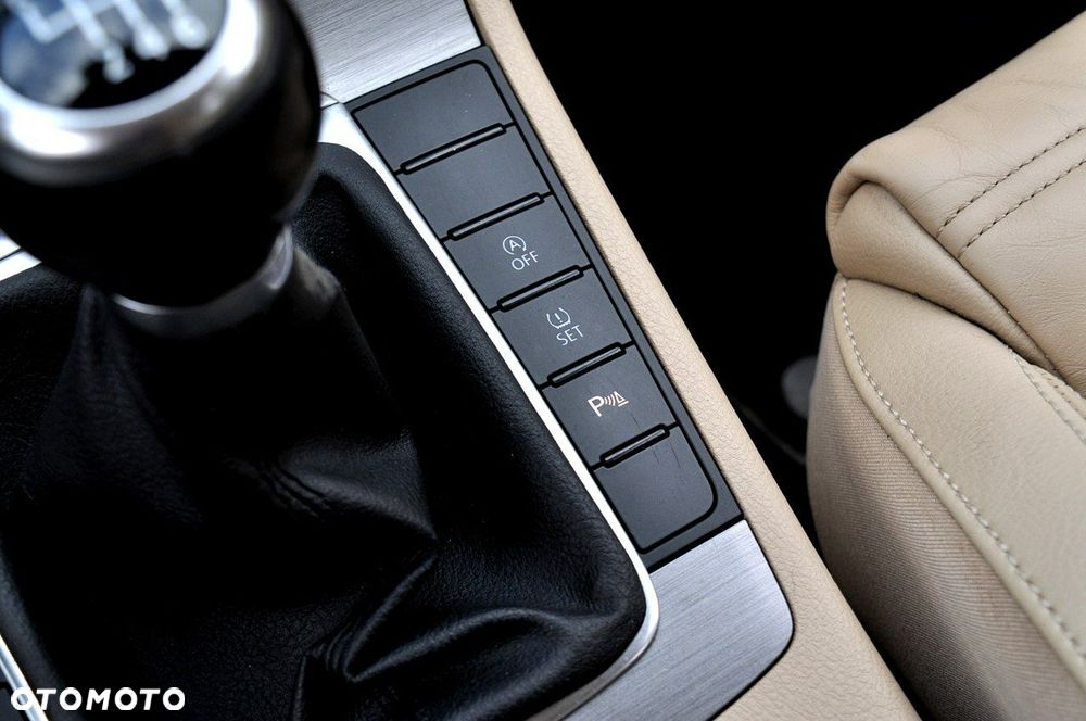 Volkswagen Passat Variant - 22