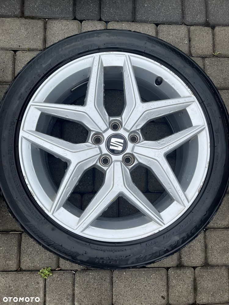 Alufelgi 5x100 17 cali Seat Ibiza Leon Cordoba Skoda Kamiq 215/45/17