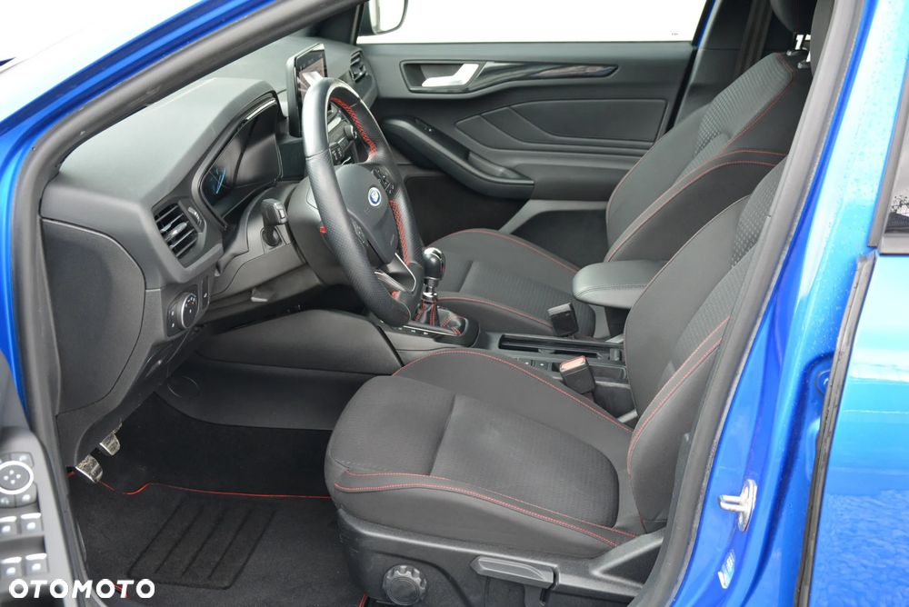 Ford Focus 2.0 EcoBlue ST-Line - 27