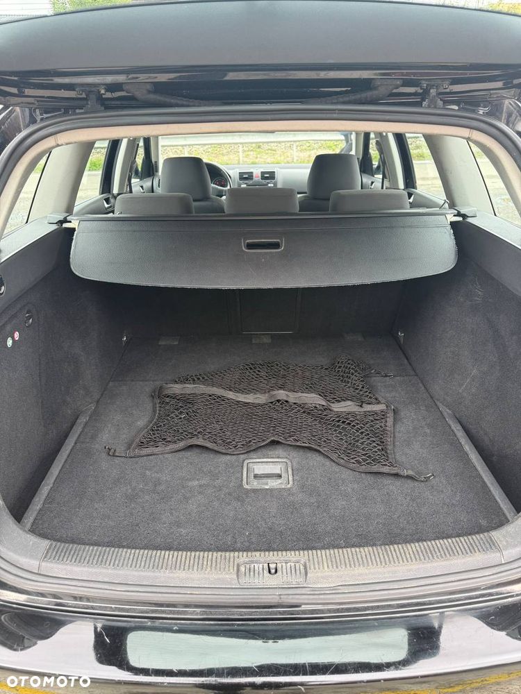 Volkswagen Golf 1.9 TDI Comfortline - 24