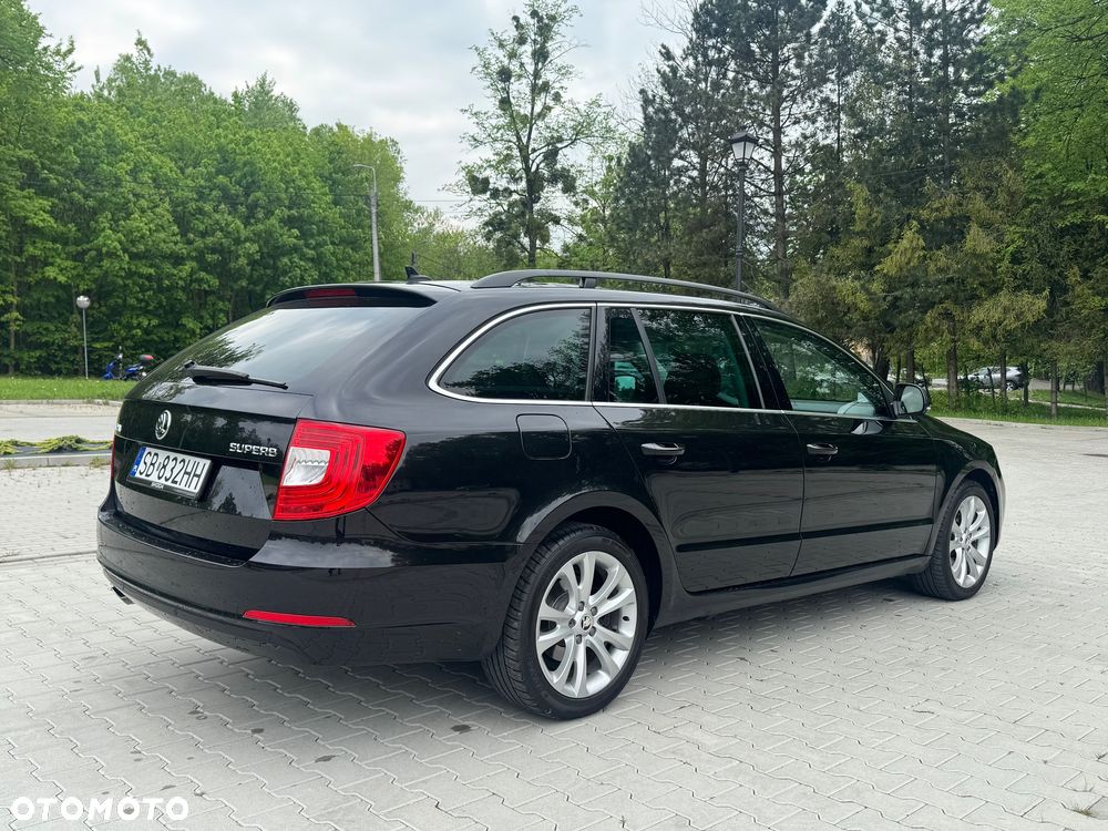 Skoda Superb 2.0 TDI Green tec 4x4 DSG Exclusive - 3