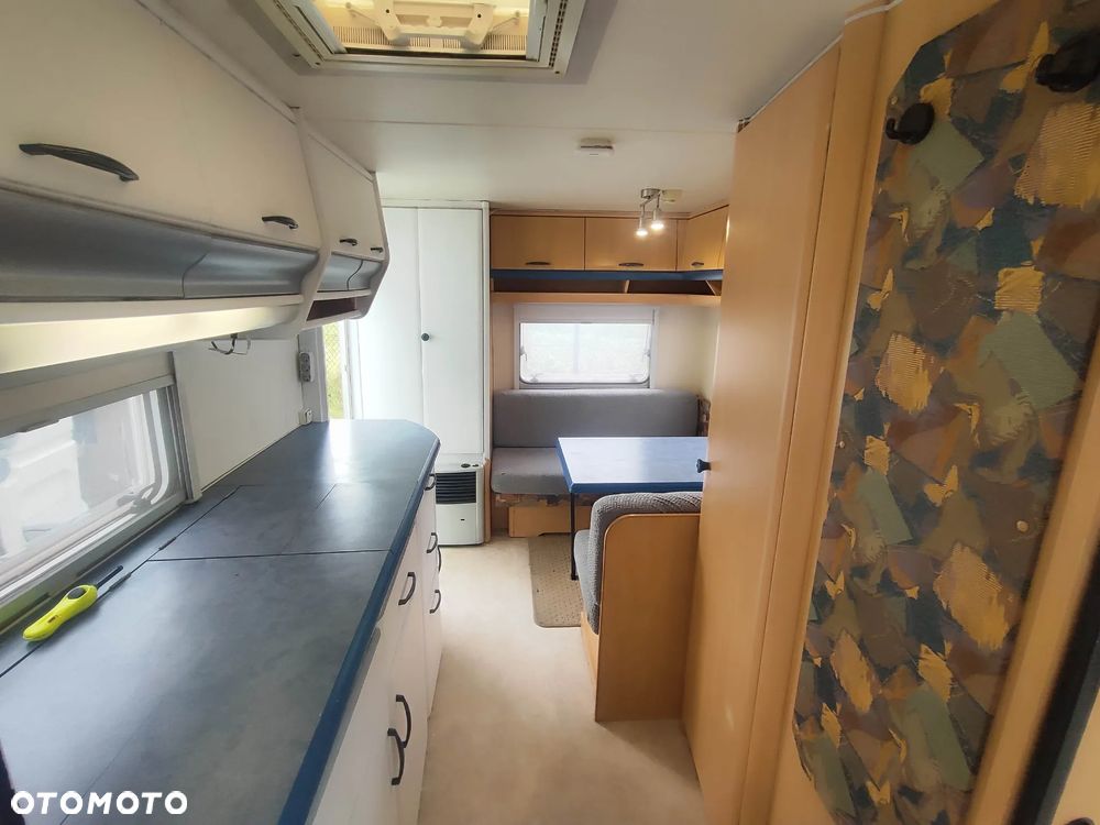 Hobby De Luxe 440 - 6