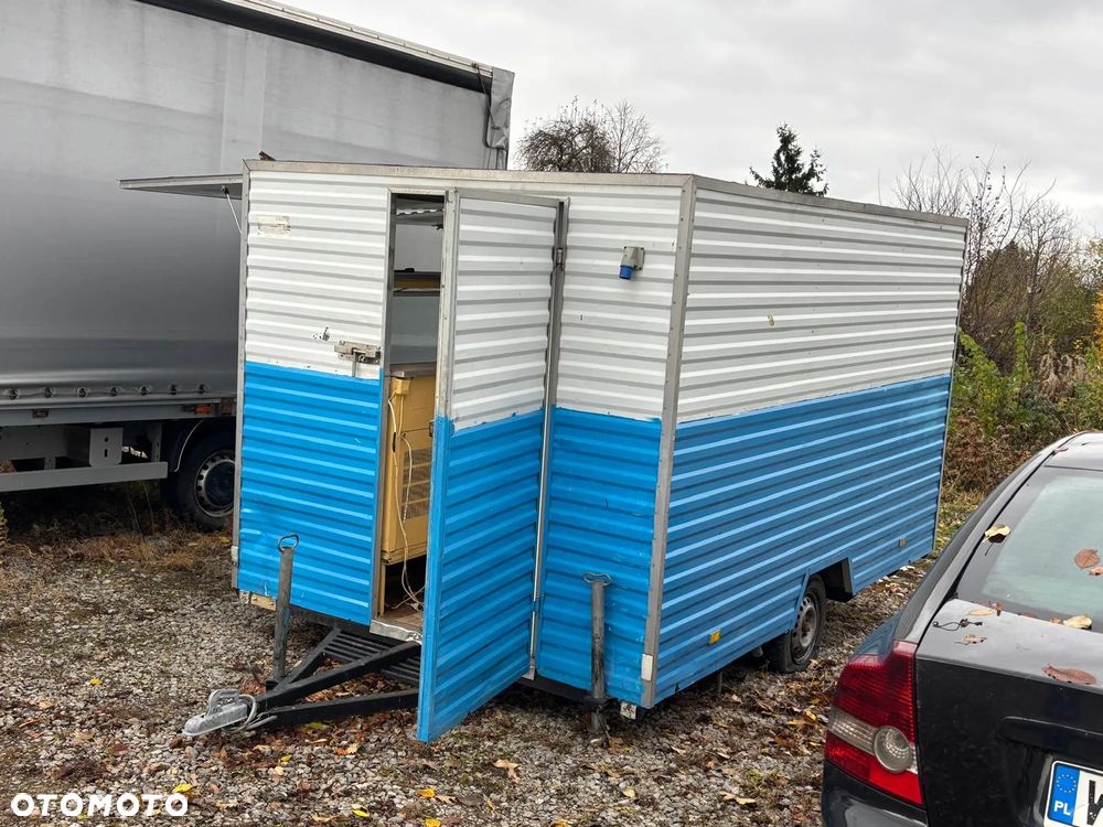 Inny Przyczepa gastronomiczna handlowa MROŻNIA  MIĘSO kebab grill kuchnia - 10