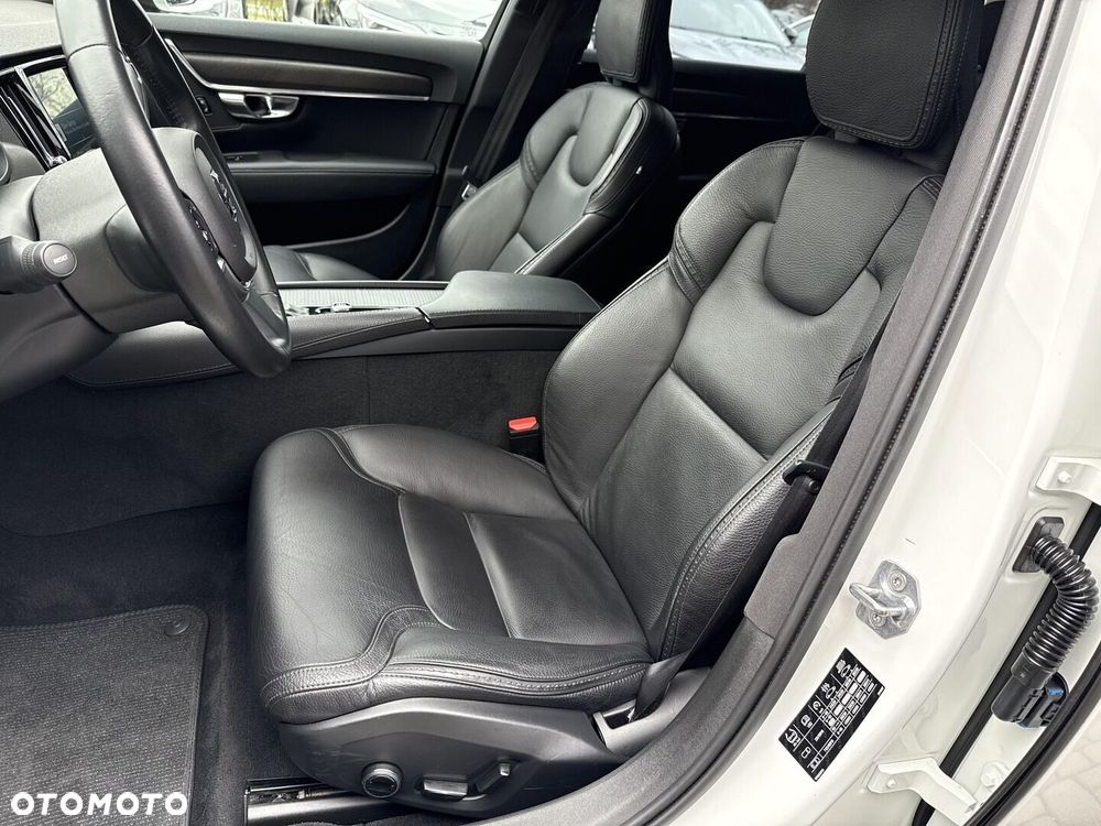 Volvo V90 Cross Country D4 SCR AWD Pro - 16