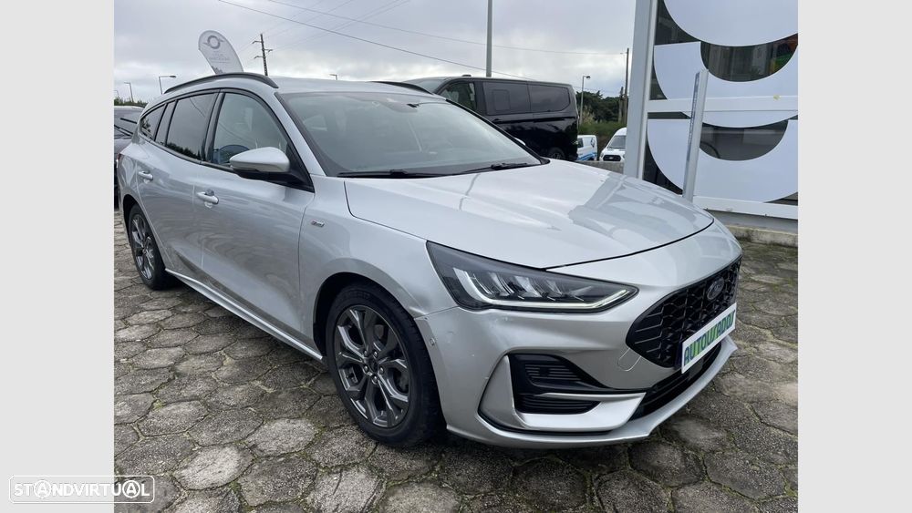 Ford Focus SW 1.0 EcoBoost MHEV ST-Line X - 4