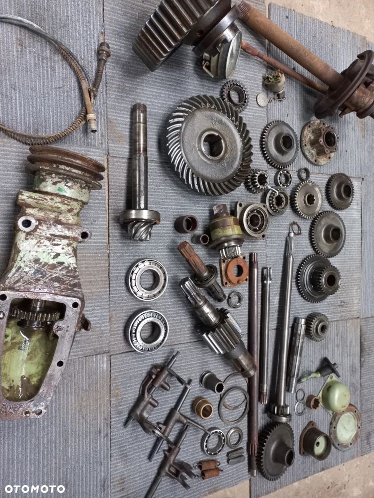 DEUTZ FAHR D300640064506500680067506800690062506100006częściF3L912F6L912Silnikskrzynia. - 4