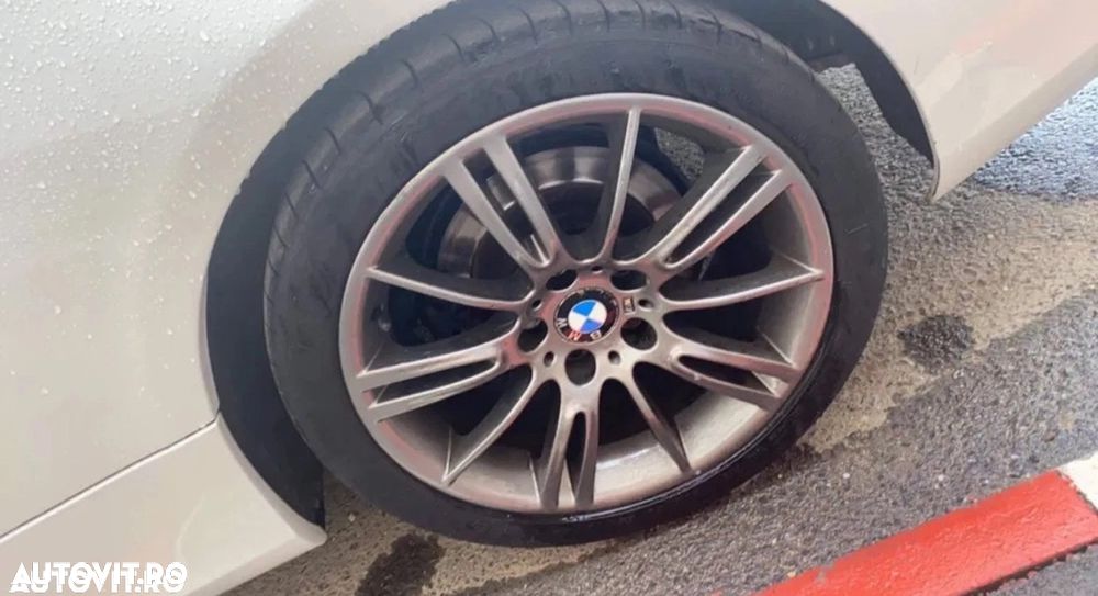 BMW Seria 3 320d - 4
