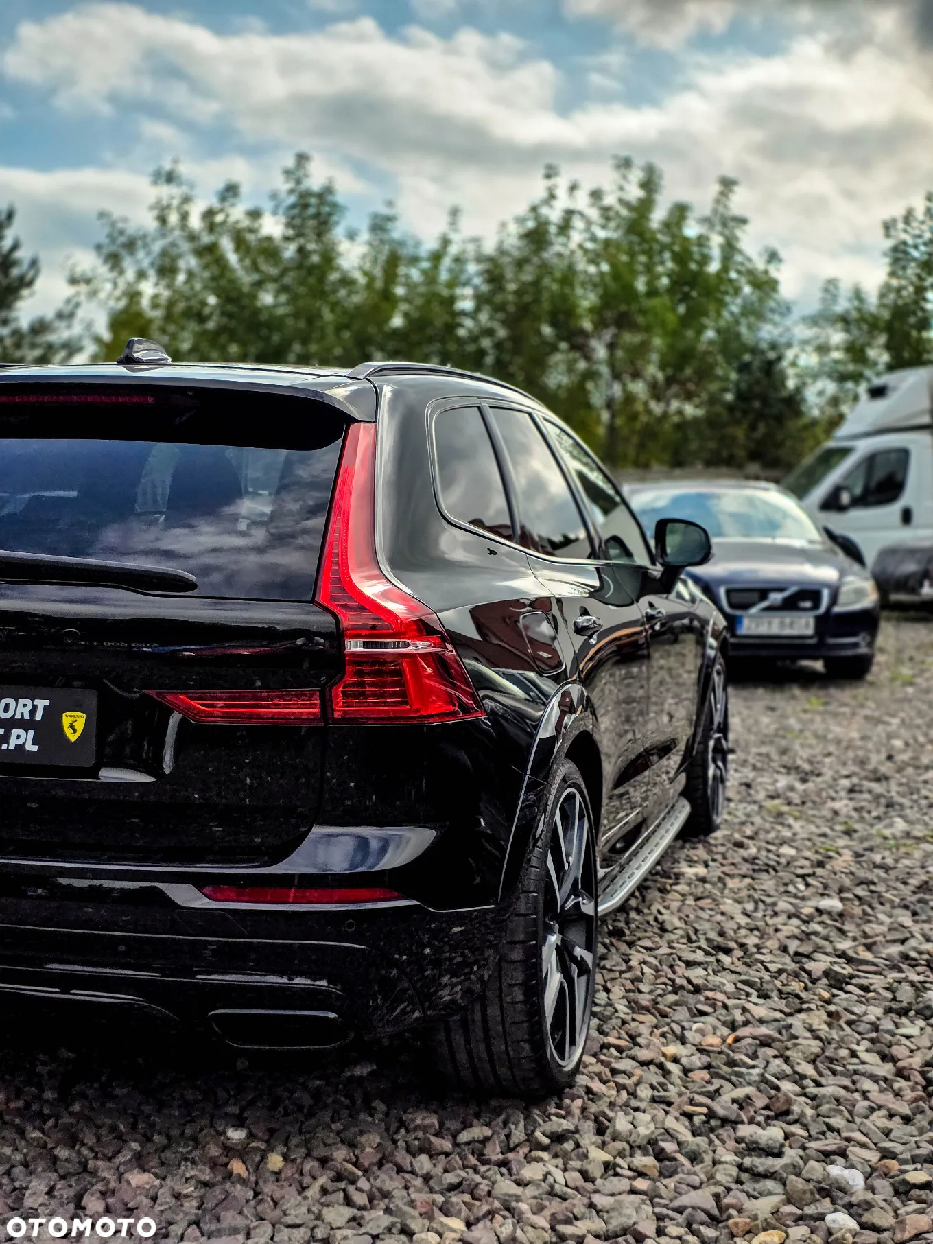 Volvo XC 60 T6 Plug-In Hybrid AWD R-Design - 40
