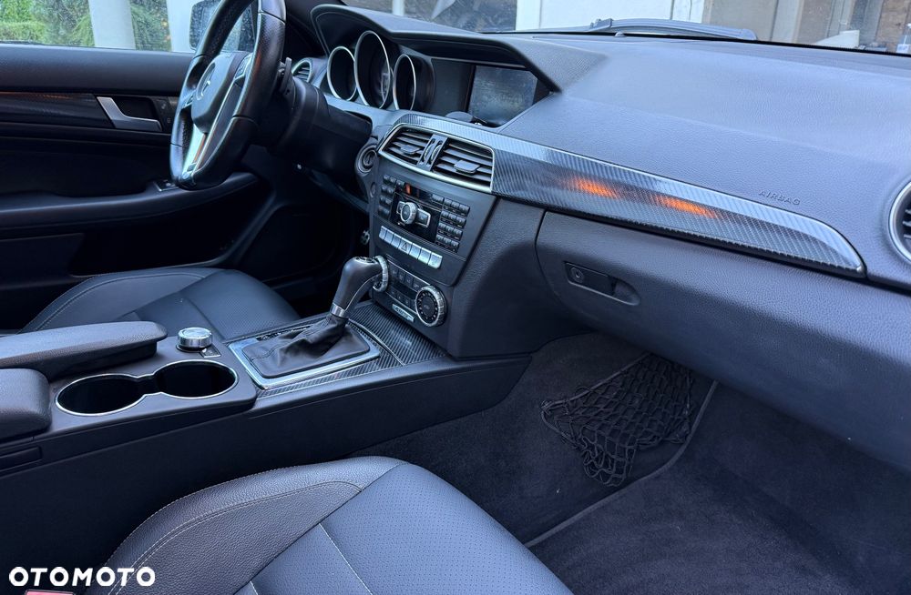 Mercedes-Benz Klasa C 350 Coupe 7G-TRONIC Edition - 14