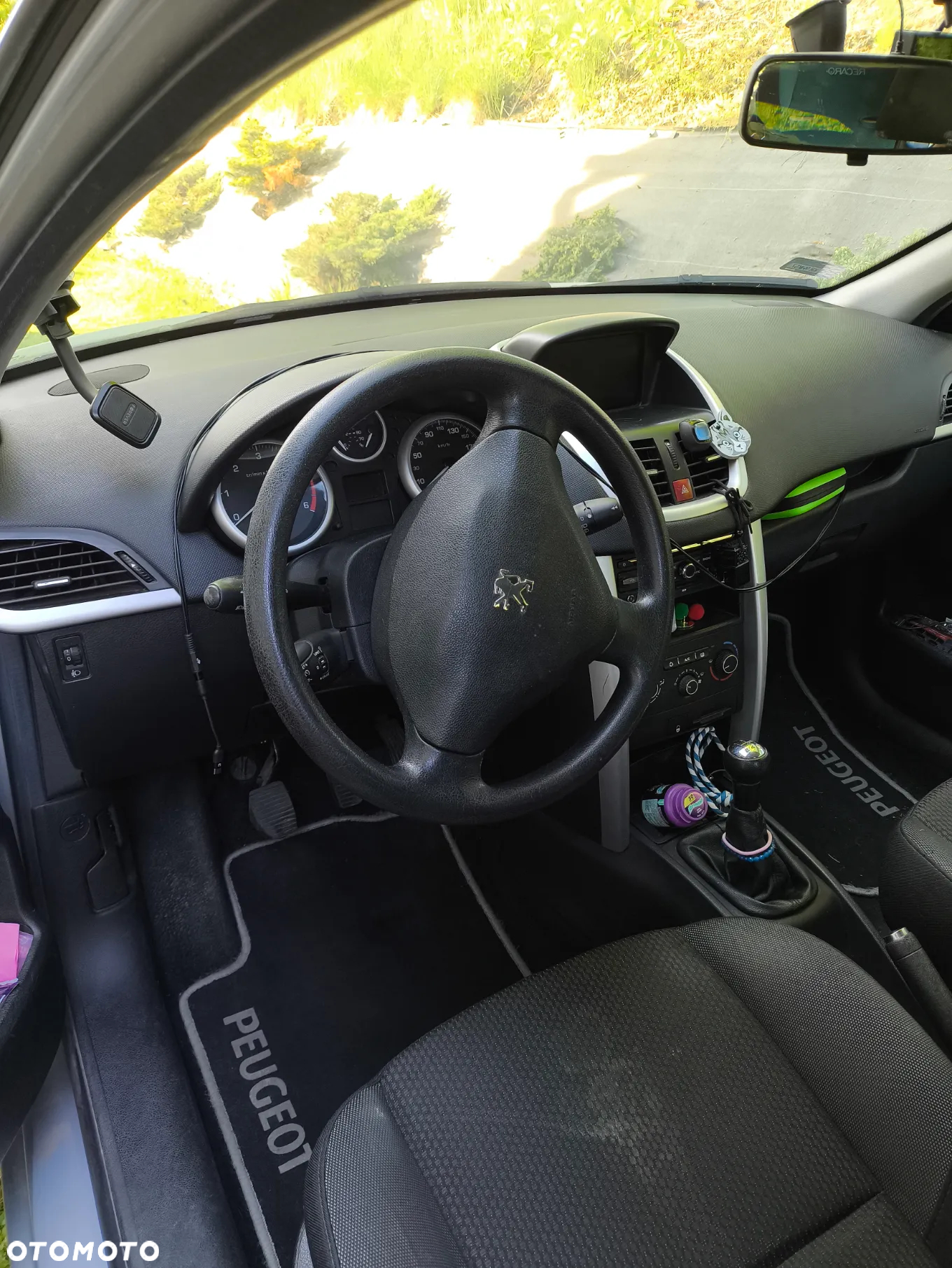 Peugeot 207 - 27