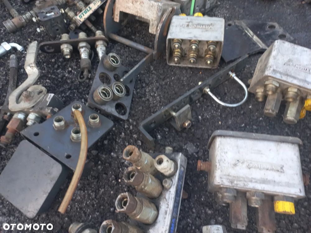 Rozdzielacz Hydrauliczny szybko złącze MAILLEUX SDM 143/2-PM SZYBKOZŁĄCZE do tura zawór sterujący 2S-4550-2ST, dcm142/2,TRIMA MULTI-DOC,KASETA,Ładowacz czołowy,stoll,manip,multizłącze,klamra, TUR FAUCHEUX PRESTIGE 120 F2 - 24