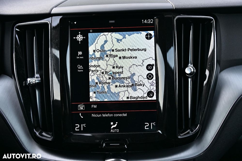 Volvo XC 60 D4 AWD Geartronic Momentum - 23