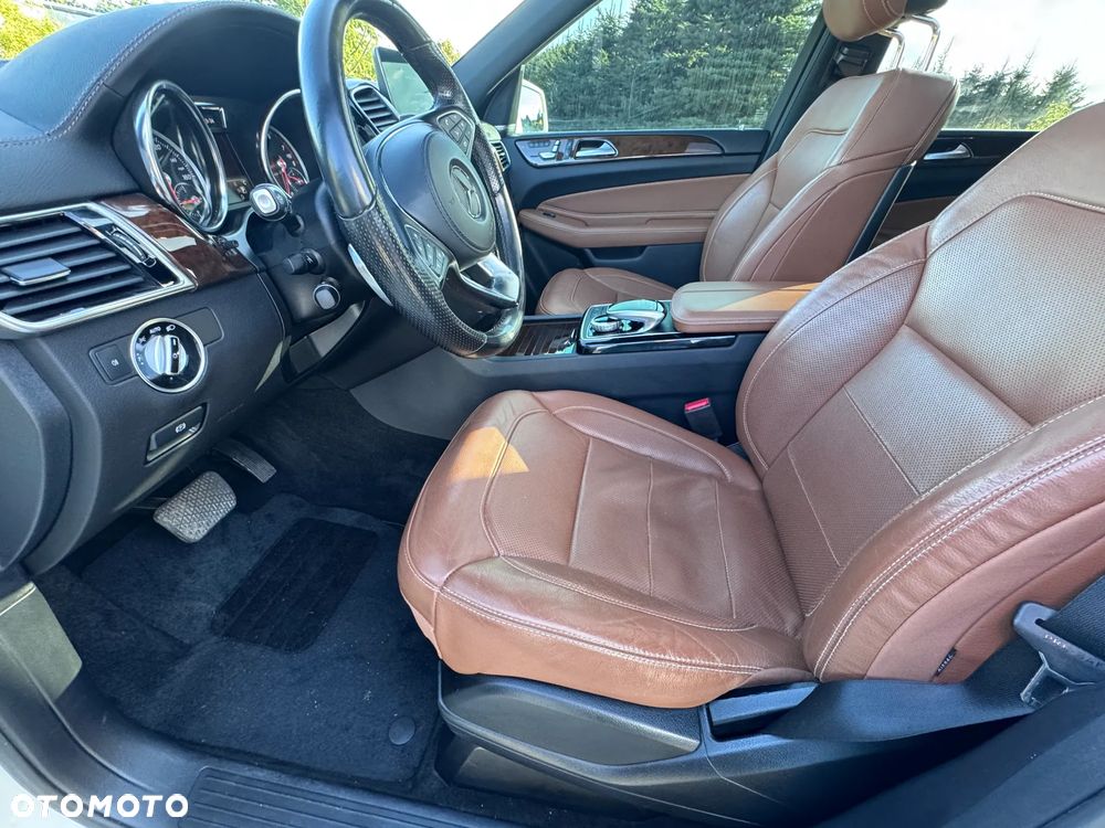 Mercedes-Benz GLS 400 4Matic 9G-TRONIC - 3