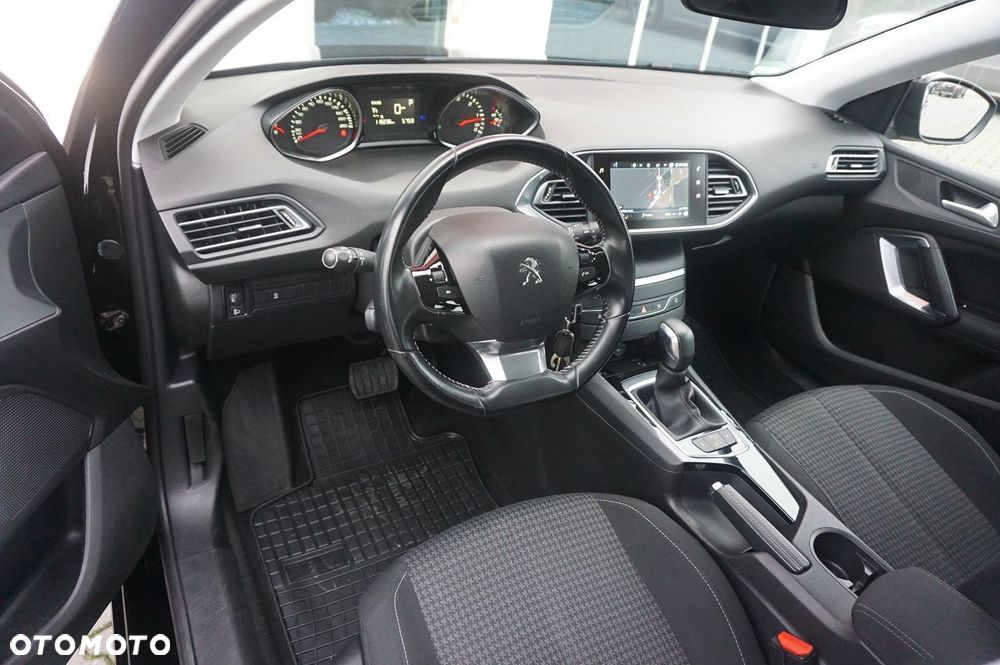 Peugeot 308 1.6 BlueHDi Active S&S EAT6 - 5