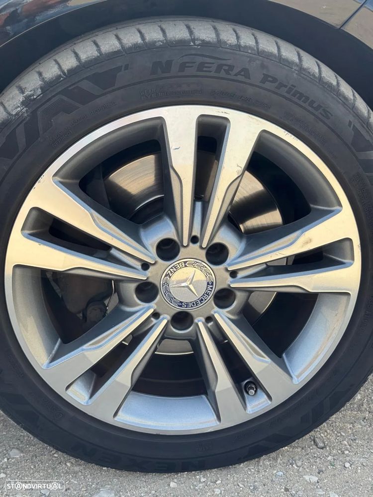 Mercedes-Benz E 300 Bluetec Hybrid Avantgarde - 21