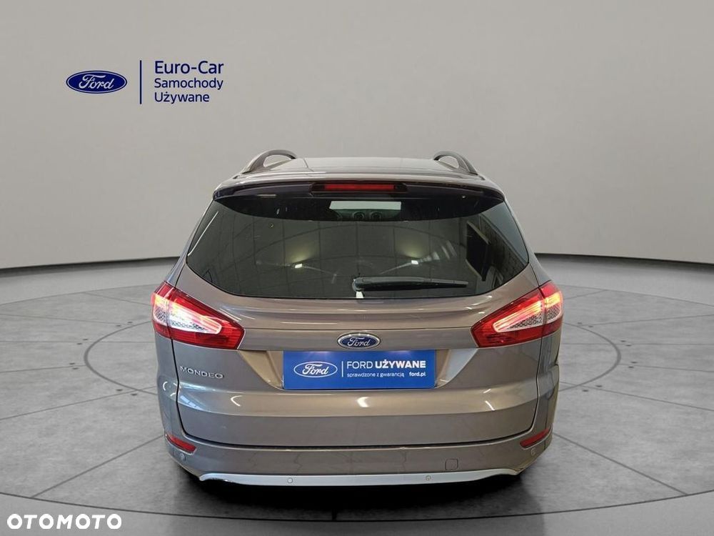 Ford Mondeo - 8