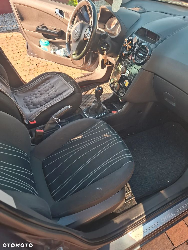 Opel Corsa 1.2 16V 111 - 6