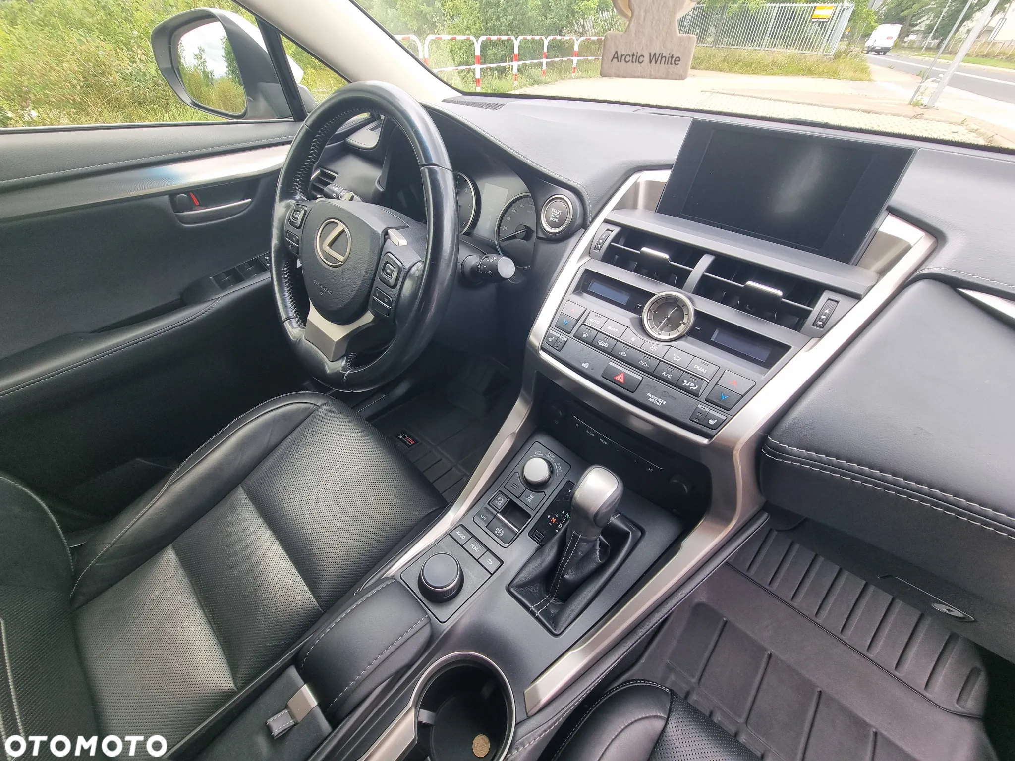 Lexus NX 200t Comfort AWD - 27