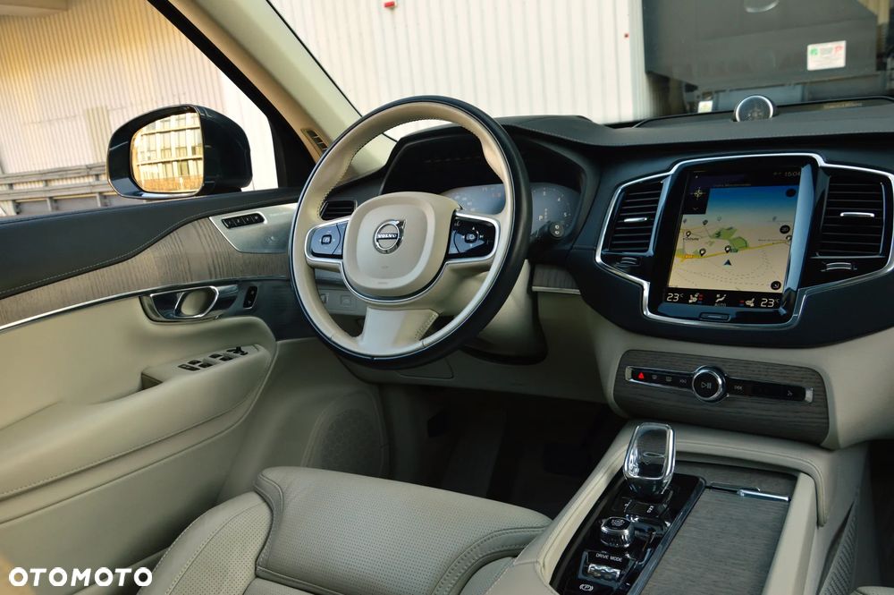 Volvo XC 90 B5 D AWD Inscription 7os - 23
